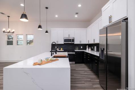 1210 Fernwood Road Fischer TX 78623