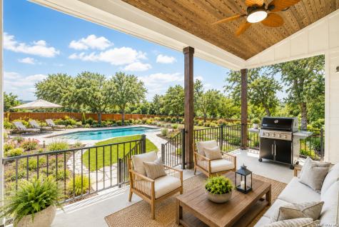 1210 Fernwood Road Fischer TX 78623