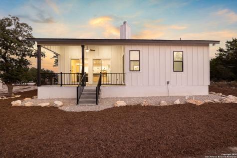 1210 Fernwood Road Fischer TX 78623