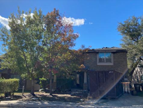 911 Stable Glen Drive San Antonio TX 78245