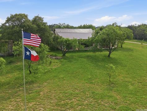 113 Jayhawk Court Burnet TX 78611