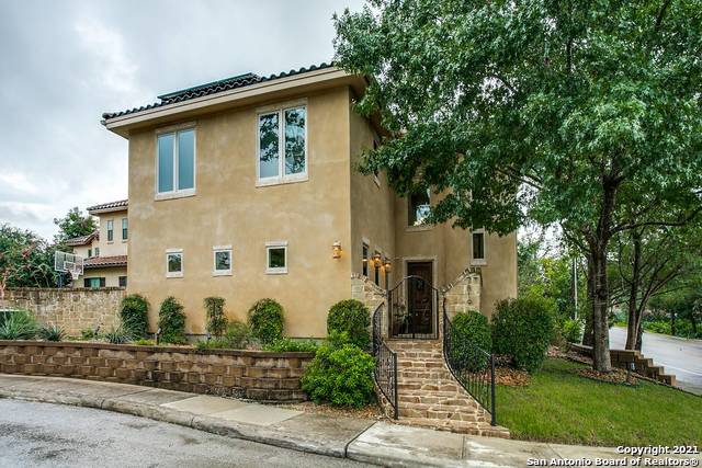 7819 Lado Bueno San Antonio TX 78209