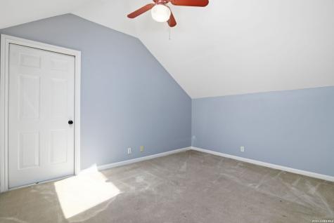 120 Merry Trail Hollywood Park TX 78232