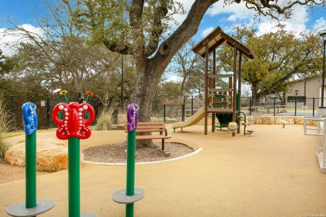 120 Merry Trail Hollywood Park TX 78232