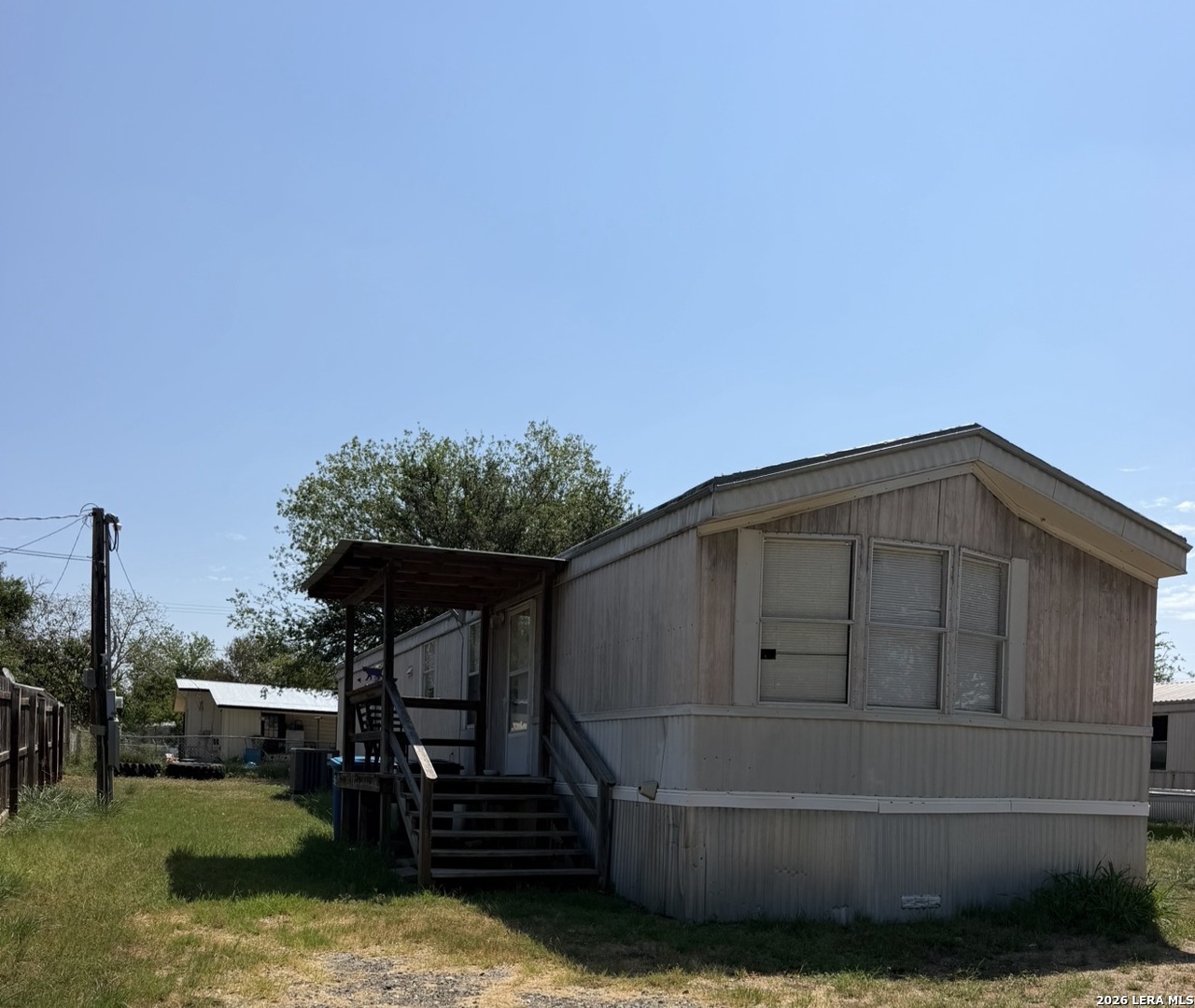 1606 The Lane Street Pleasanton TX 78064