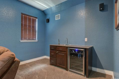 204 Fawn Floresville TX 78114