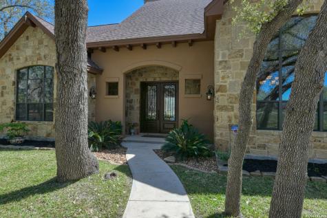 204 Fawn Floresville TX 78114
