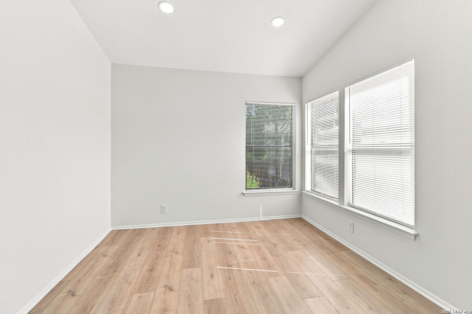 10064 Spruce Ridge Converse TX 78109