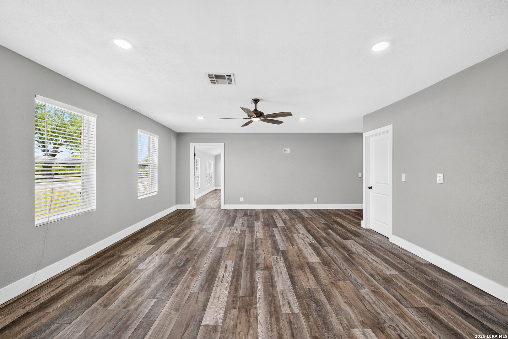 280 County Road 322 La Vernia TX 78121