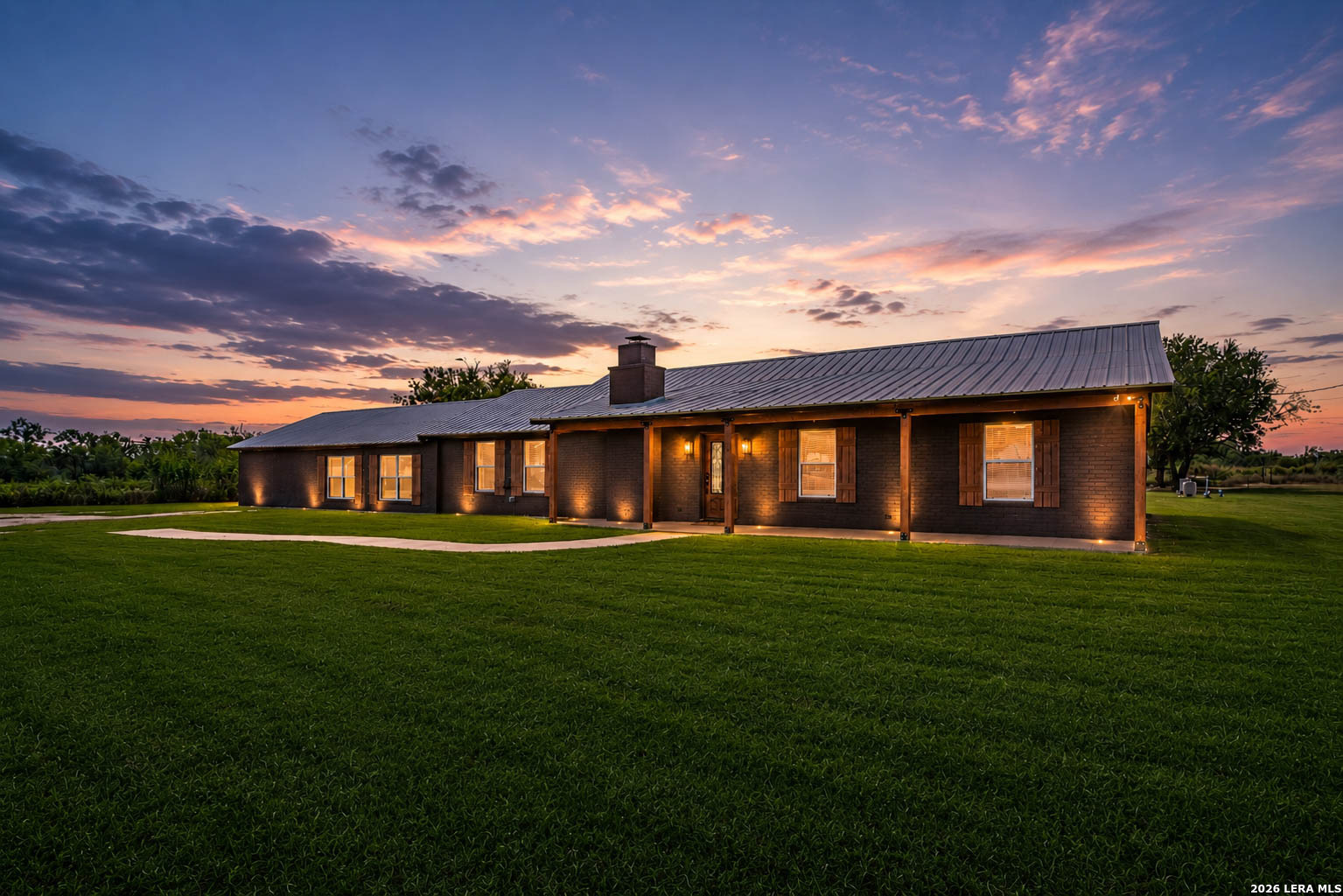 280 County Road 322 La Vernia TX 78121