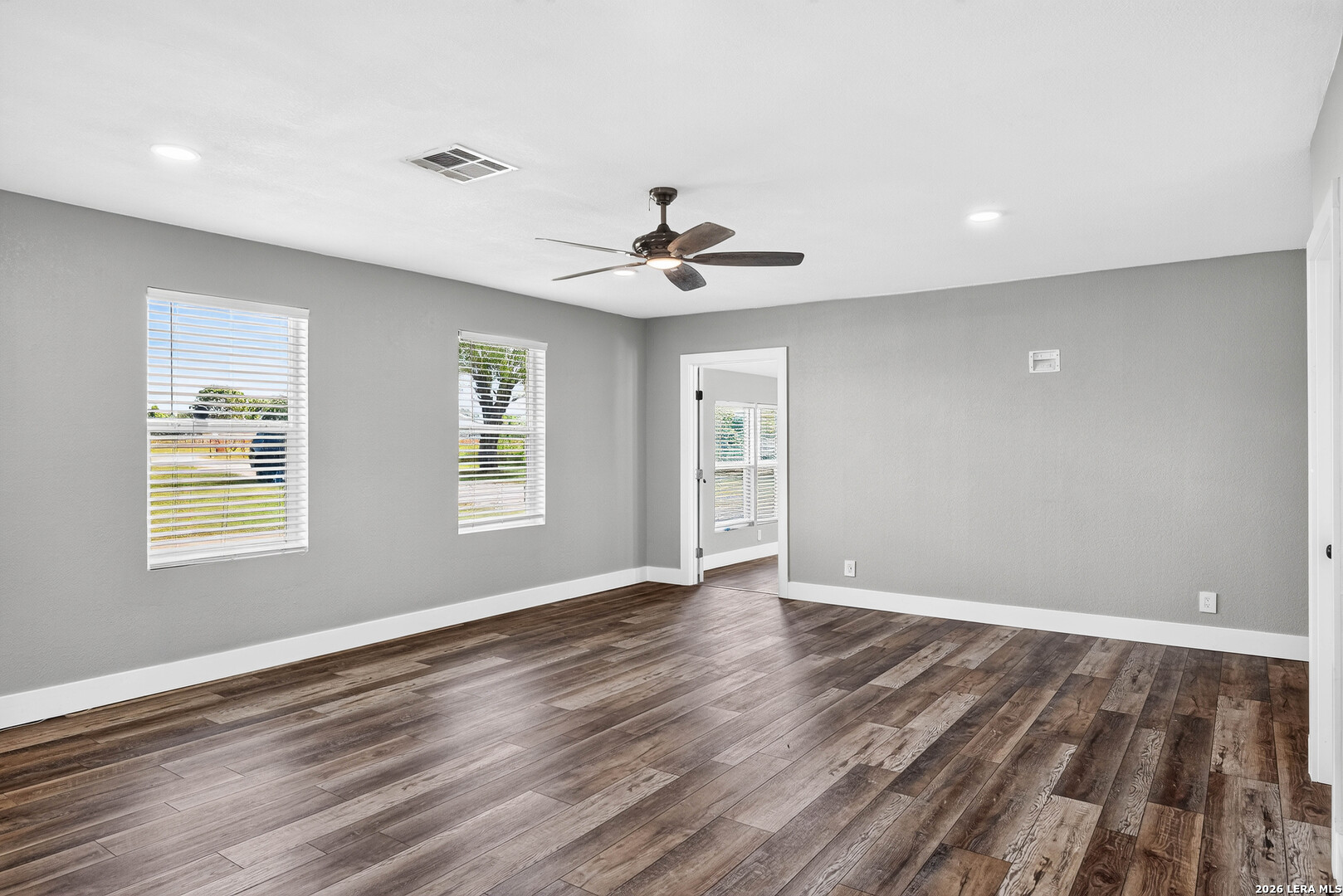 280 County Road 322 La Vernia TX 78121