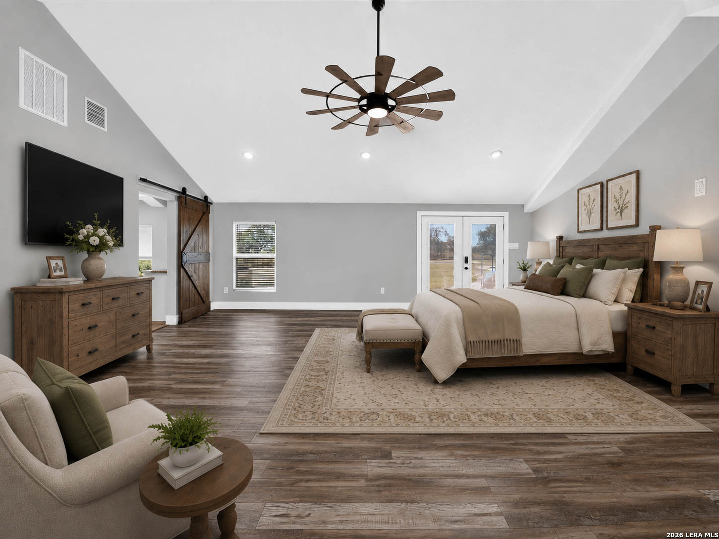 280 County Road 322 La Vernia TX 78121