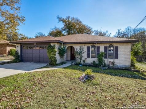 111 Homestead Kerrville TX 78028