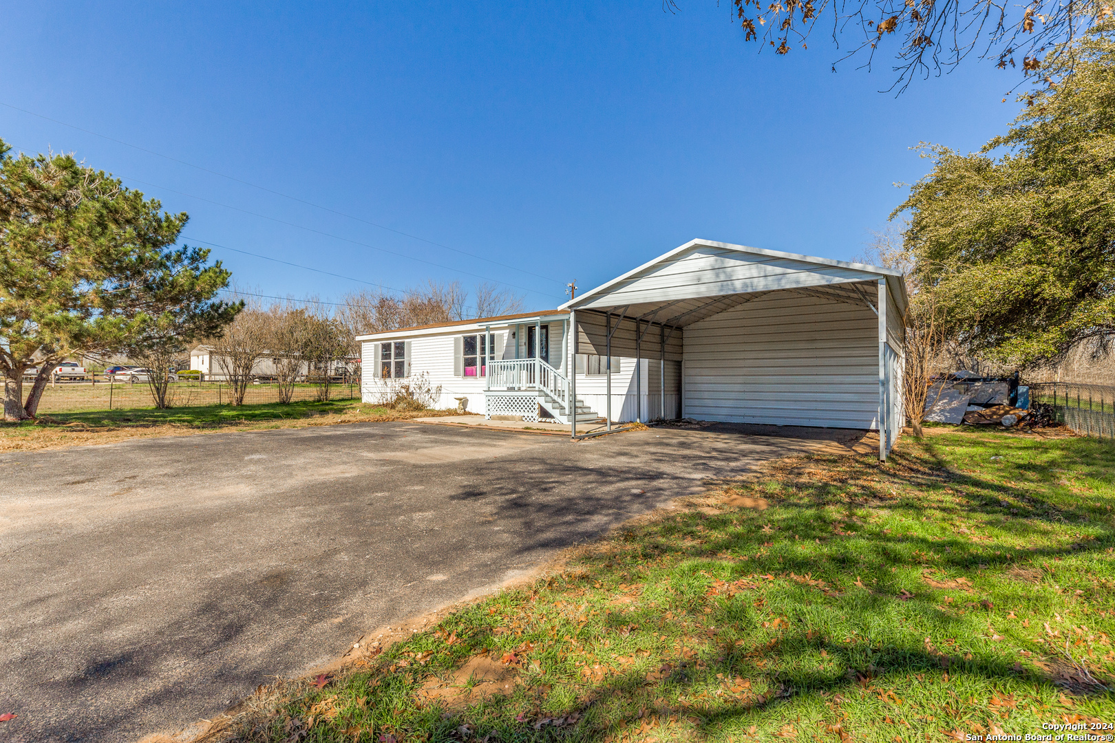 148 Meadow Lake Drive Seguin TX 78155