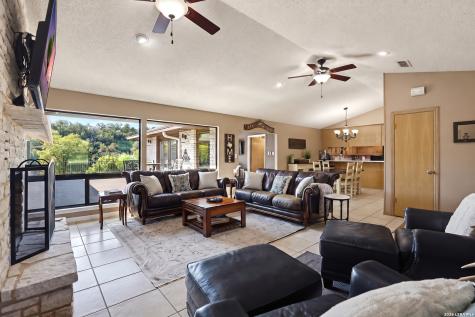 1271 White Water Road New Braunfels TX 78132