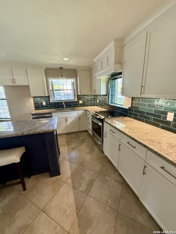 408 Mulberry Uvalde TX 78801