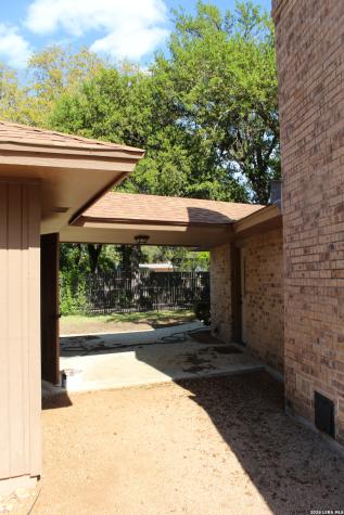 408 Mulberry Uvalde TX 78801
