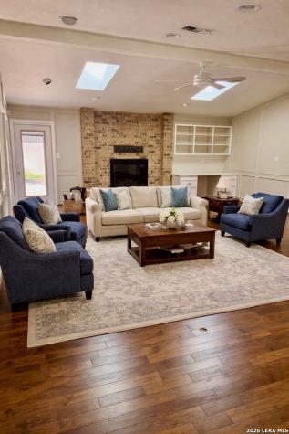 408 Mulberry Uvalde TX 78801