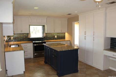 408 Mulberry Uvalde TX 78801