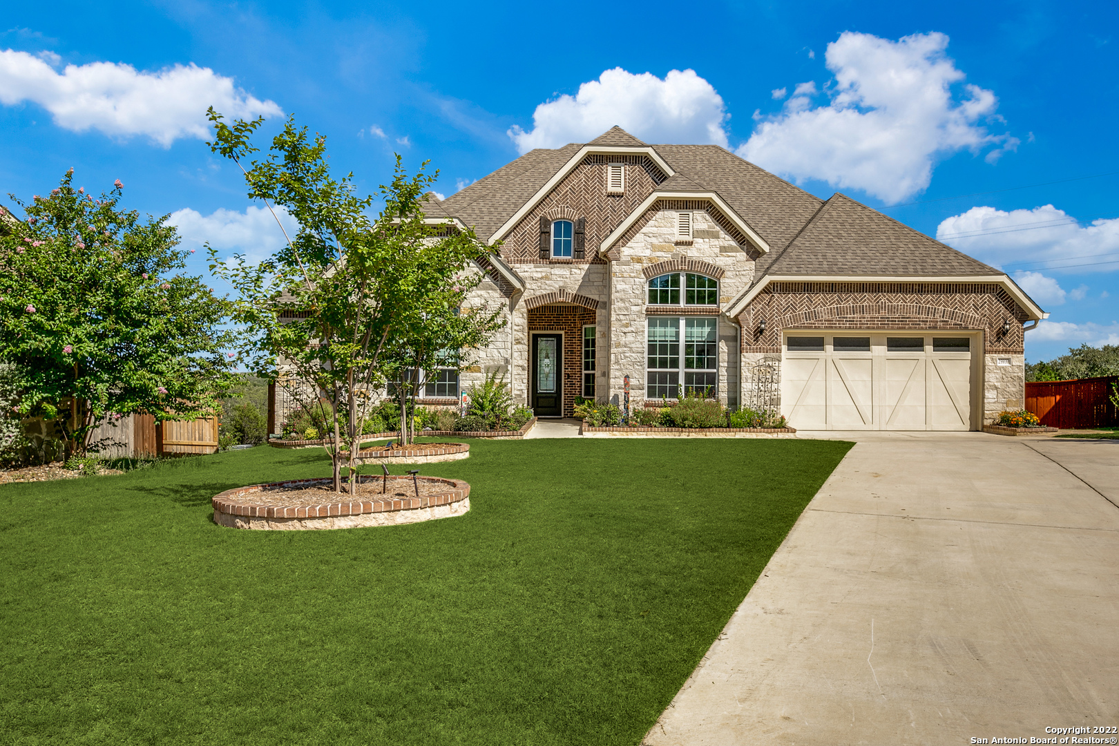 25939 Comanche Creek San Antonio TX 78261