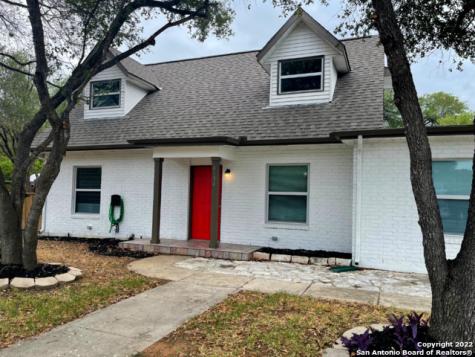 4134 Bikini Drive San Antonio TX 78218