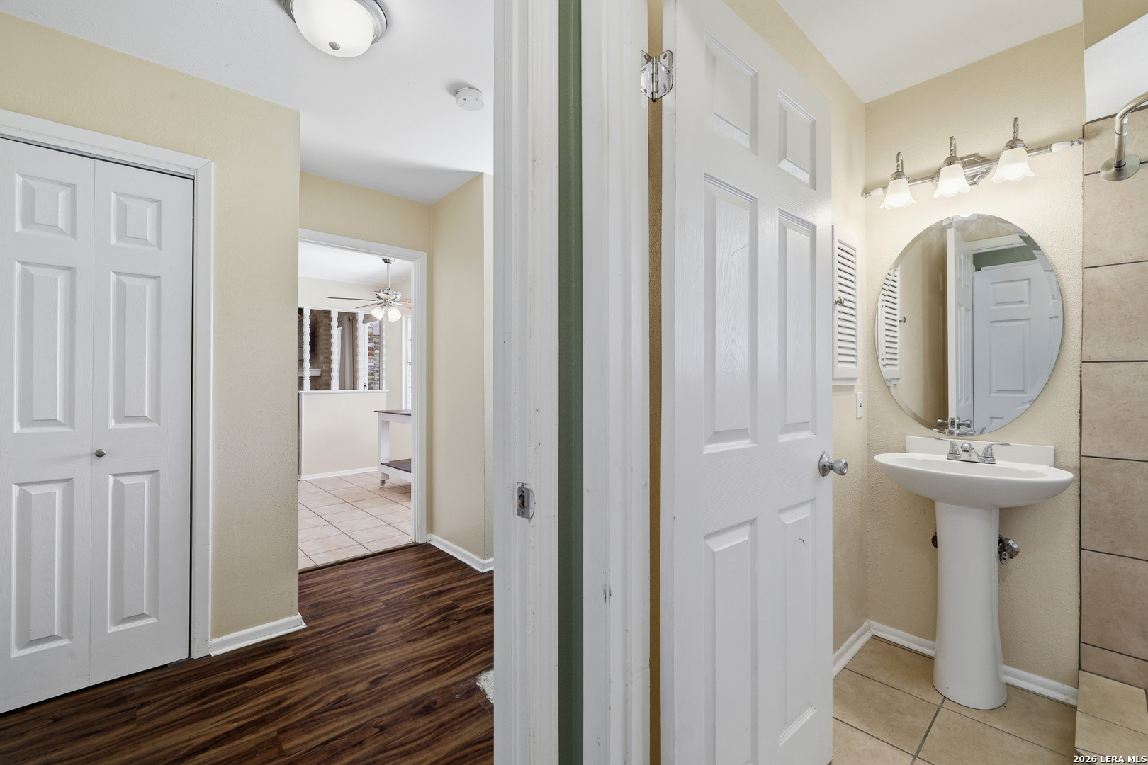 418 Crestwind Drive Windcrest TX 78239
