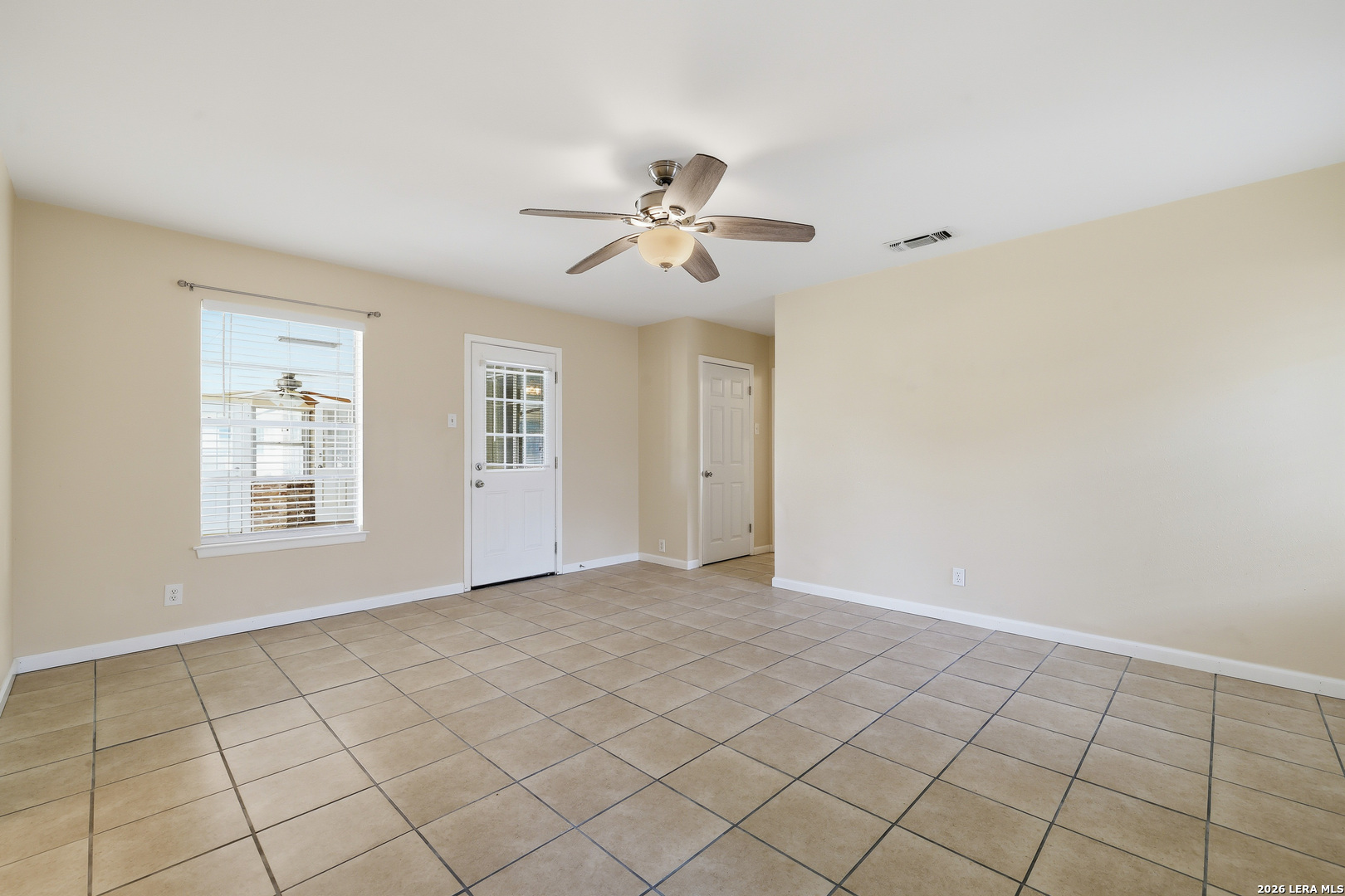 418 Crestwind Drive Windcrest TX 78239