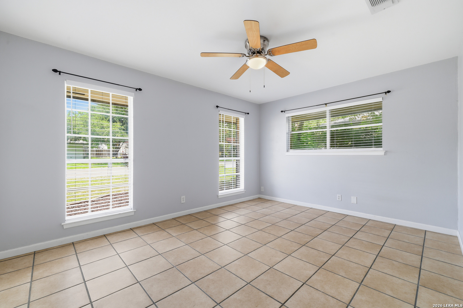 418 Crestwind Drive Windcrest TX 78239