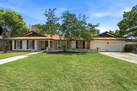 418 Crestwind Drive Windcrest TX 78239