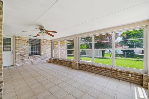 418 Crestwind Drive Windcrest TX 78239