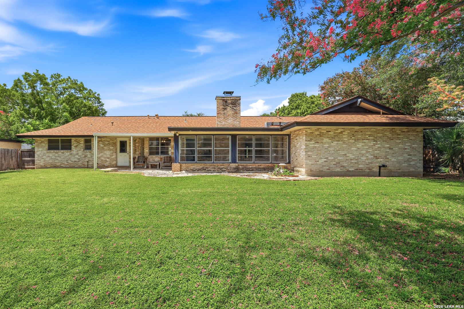 418 Crestwind Drive Windcrest TX 78239