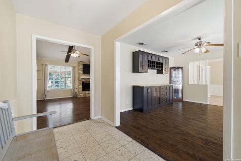 418 Crestwind Drive Windcrest TX 78239