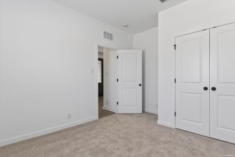 120 Desert Cactus San Antonio TX 78253
