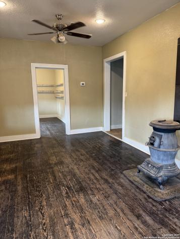 407 N Fort Street Brackettville TX 78832