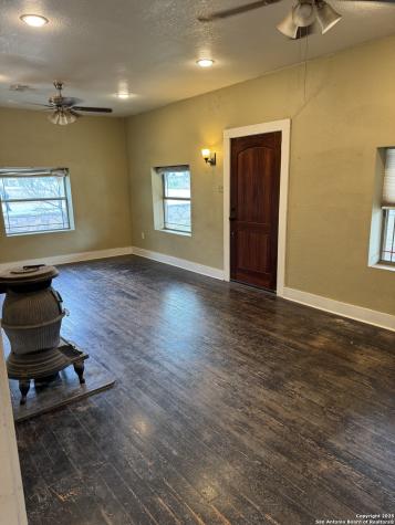 407 N Fort Street Brackettville TX 78832