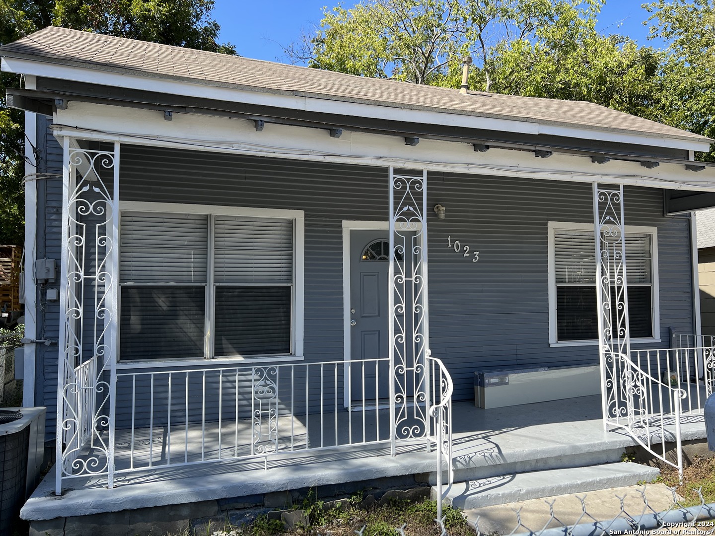 1023 Cherry San Antonio TX 78202
