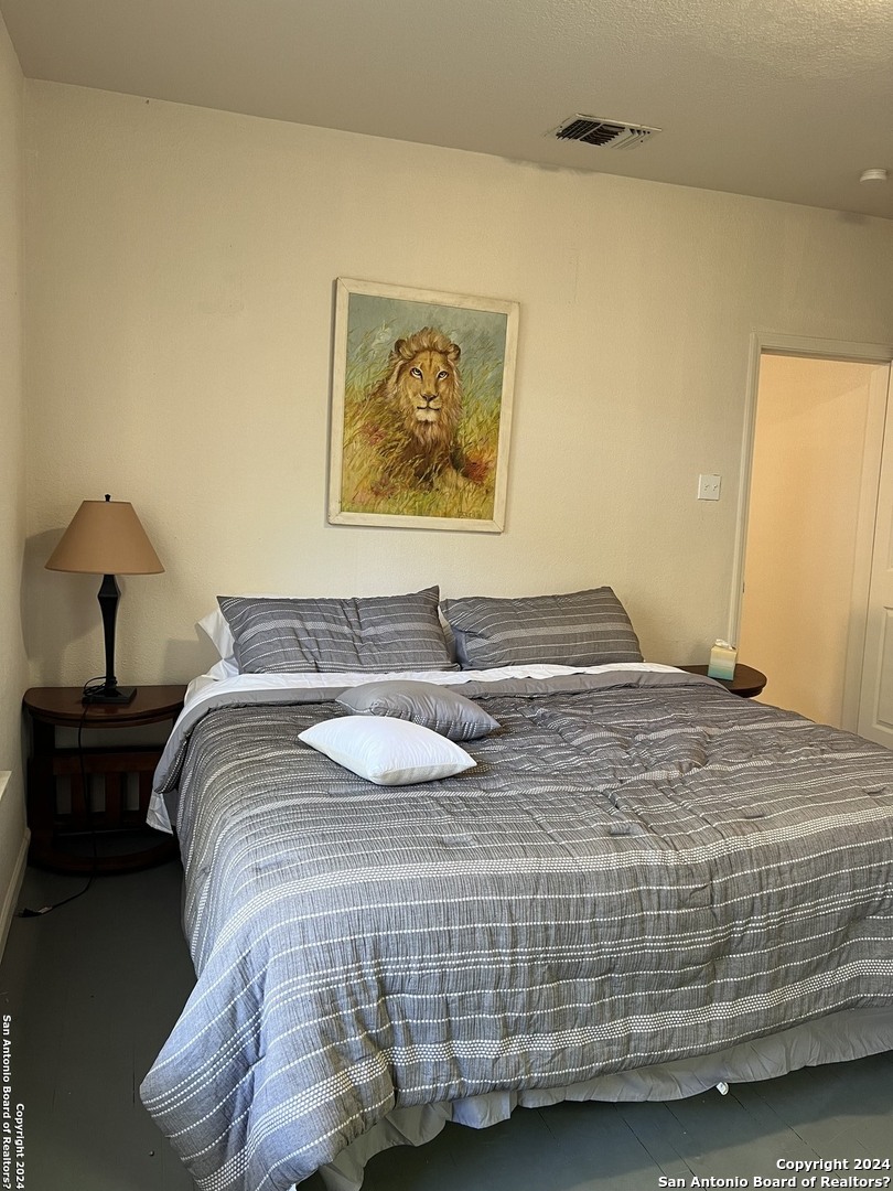 1023 Cherry San Antonio TX 78202