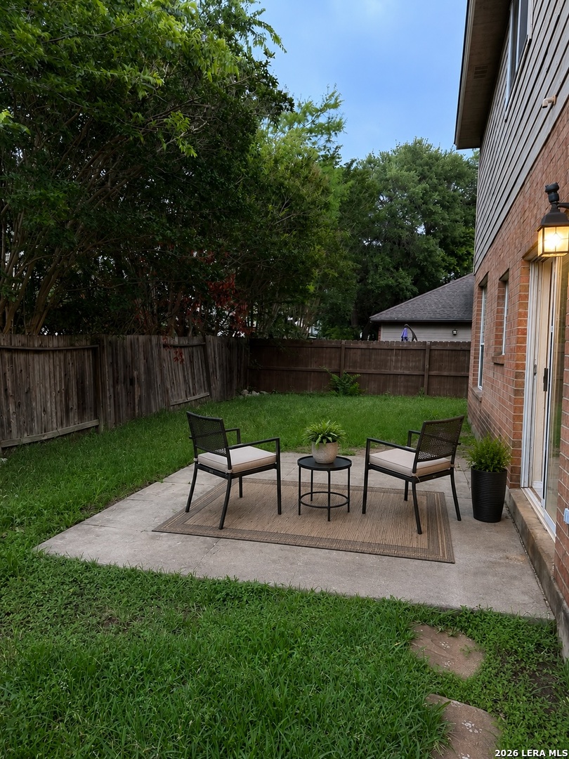 16 Pembroke Court San Antonio TX 78240