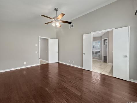 9306 Fishers Hill Drive San Antonio TX 78240