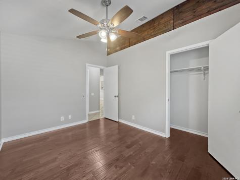 9306 Fishers Hill Drive San Antonio TX 78240