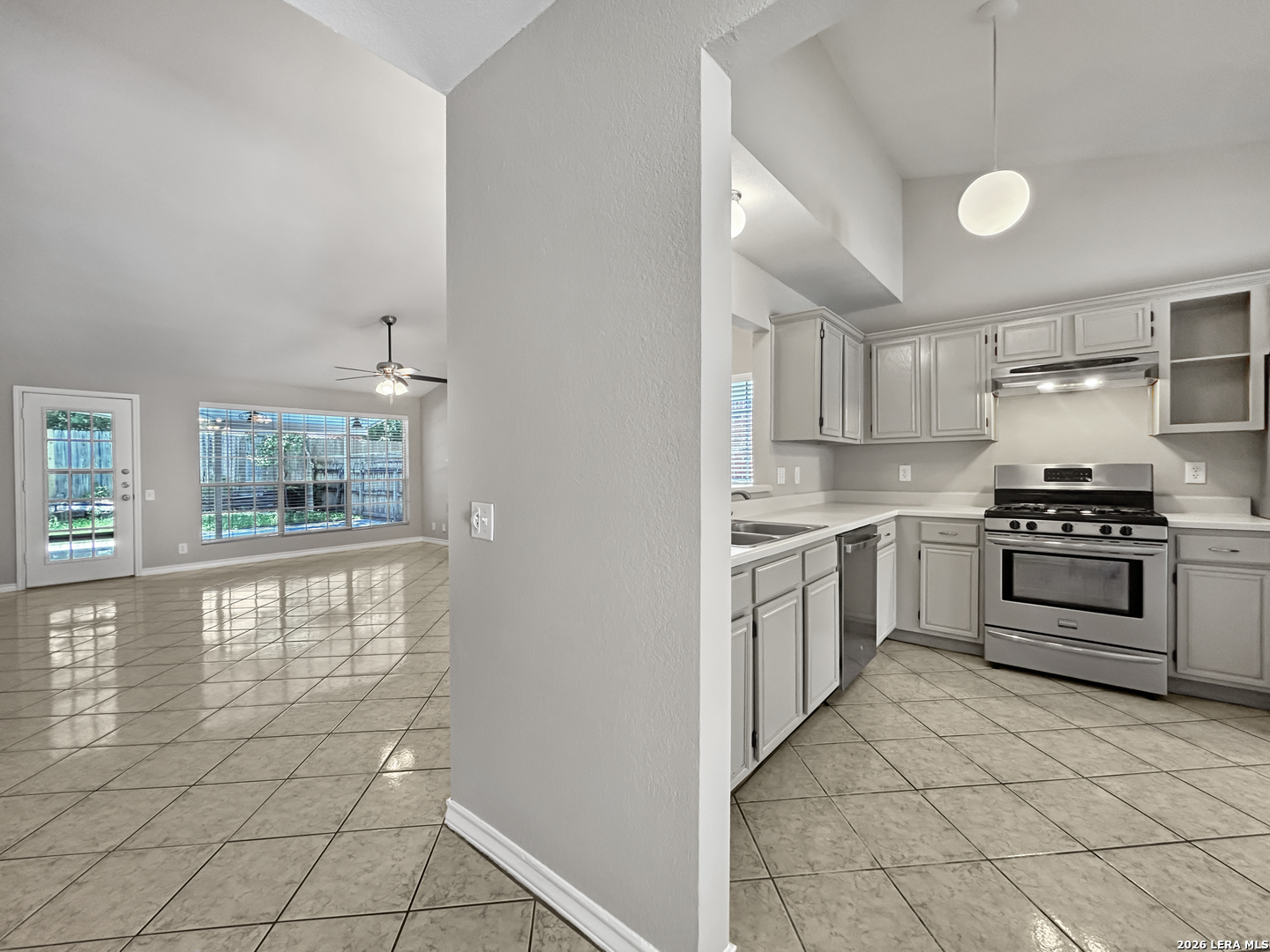 9306 Fishers Hill Drive San Antonio TX 78240