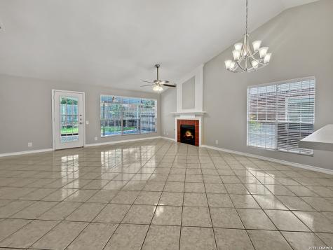 9306 Fishers Hill Drive San Antonio TX 78240