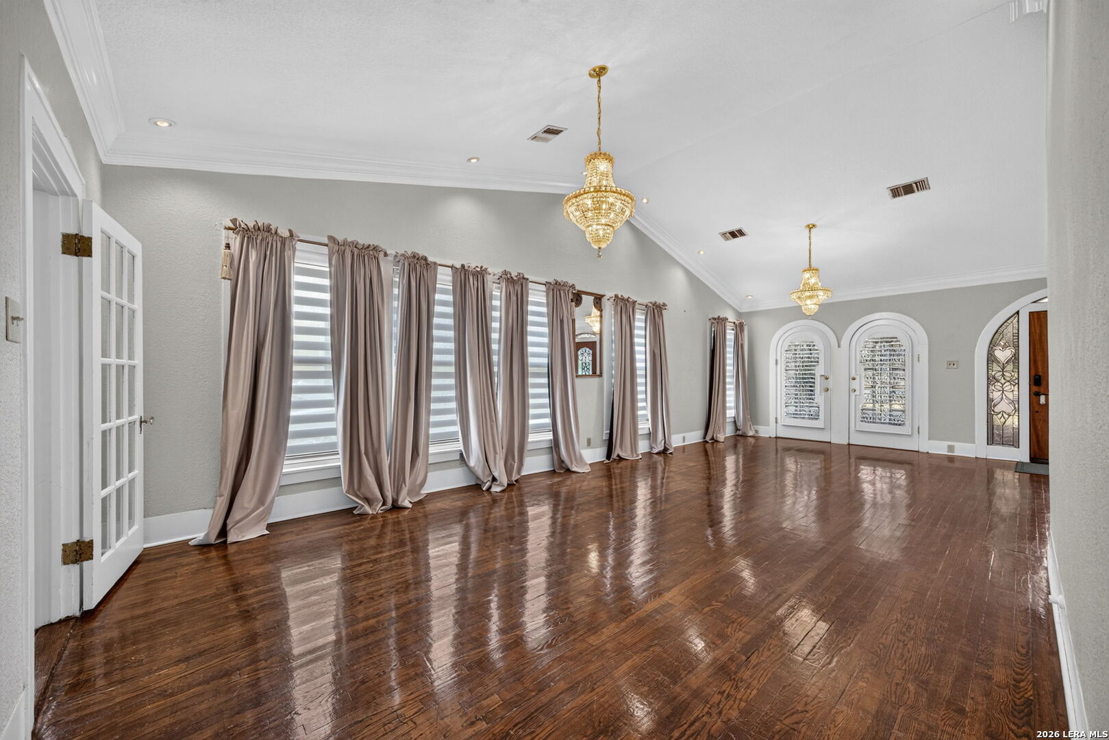 334 E Huisache Avenue San Antonio TX 78212