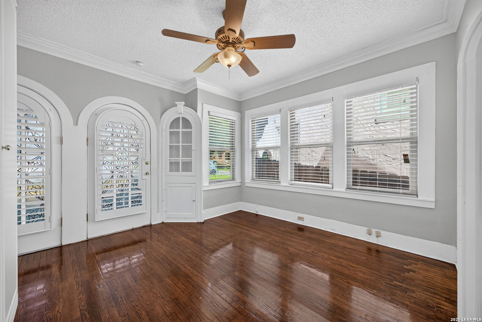 334 E Huisache Avenue San Antonio TX 78212