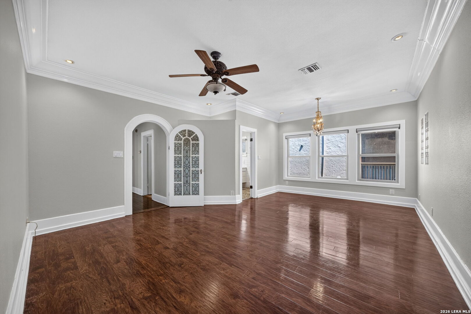 334 E Huisache Avenue San Antonio TX 78212