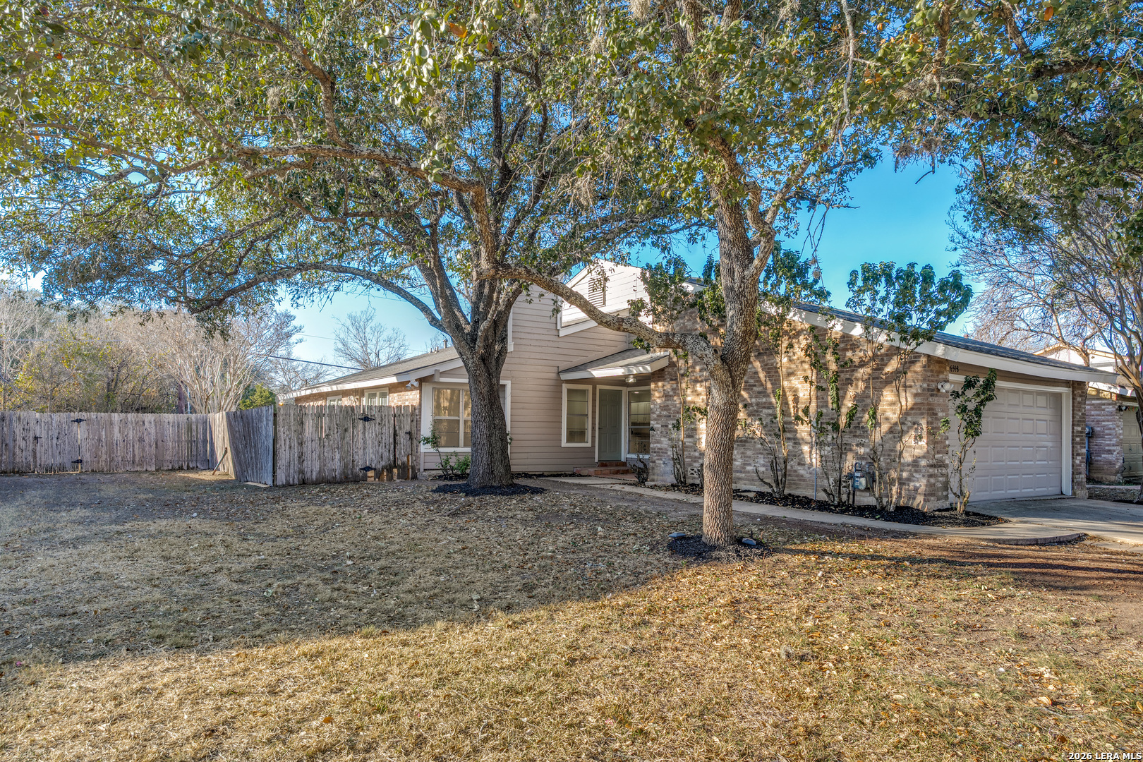 6318 Club Oaks San Antonio TX 78249