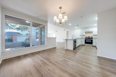 6318 Club Oaks San Antonio TX 78249