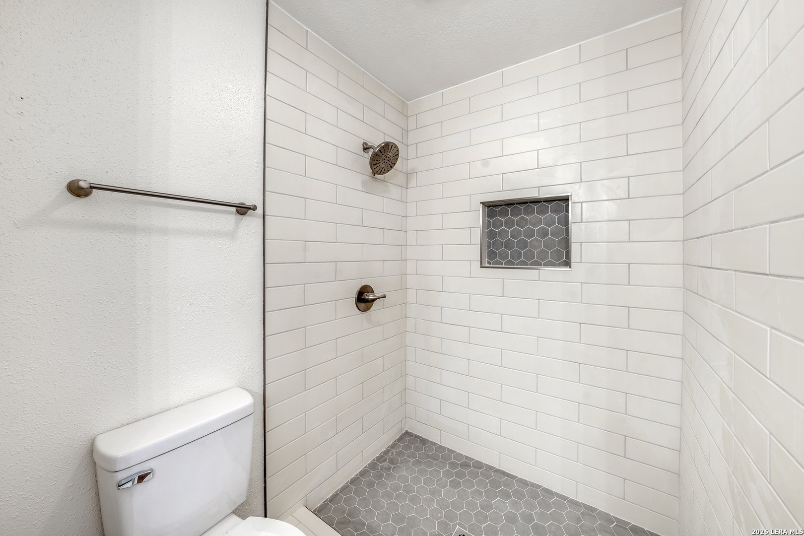 6318 Club Oaks San Antonio TX 78249