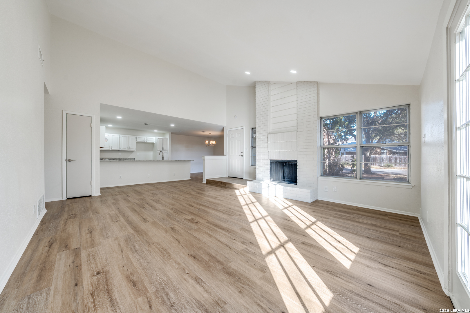 6318 Club Oaks San Antonio TX 78249