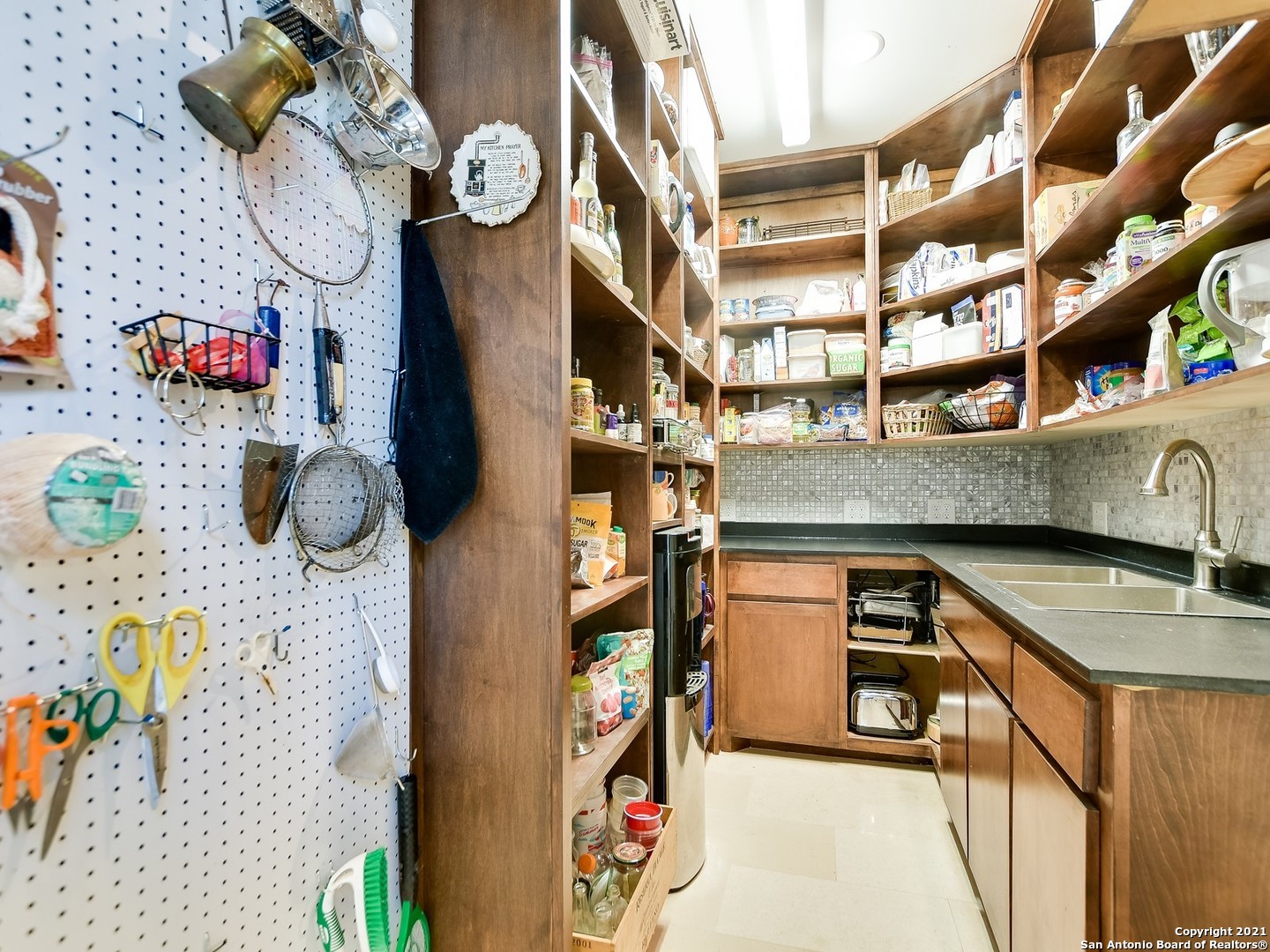 17 Aston Glen San Antonio TX 78257